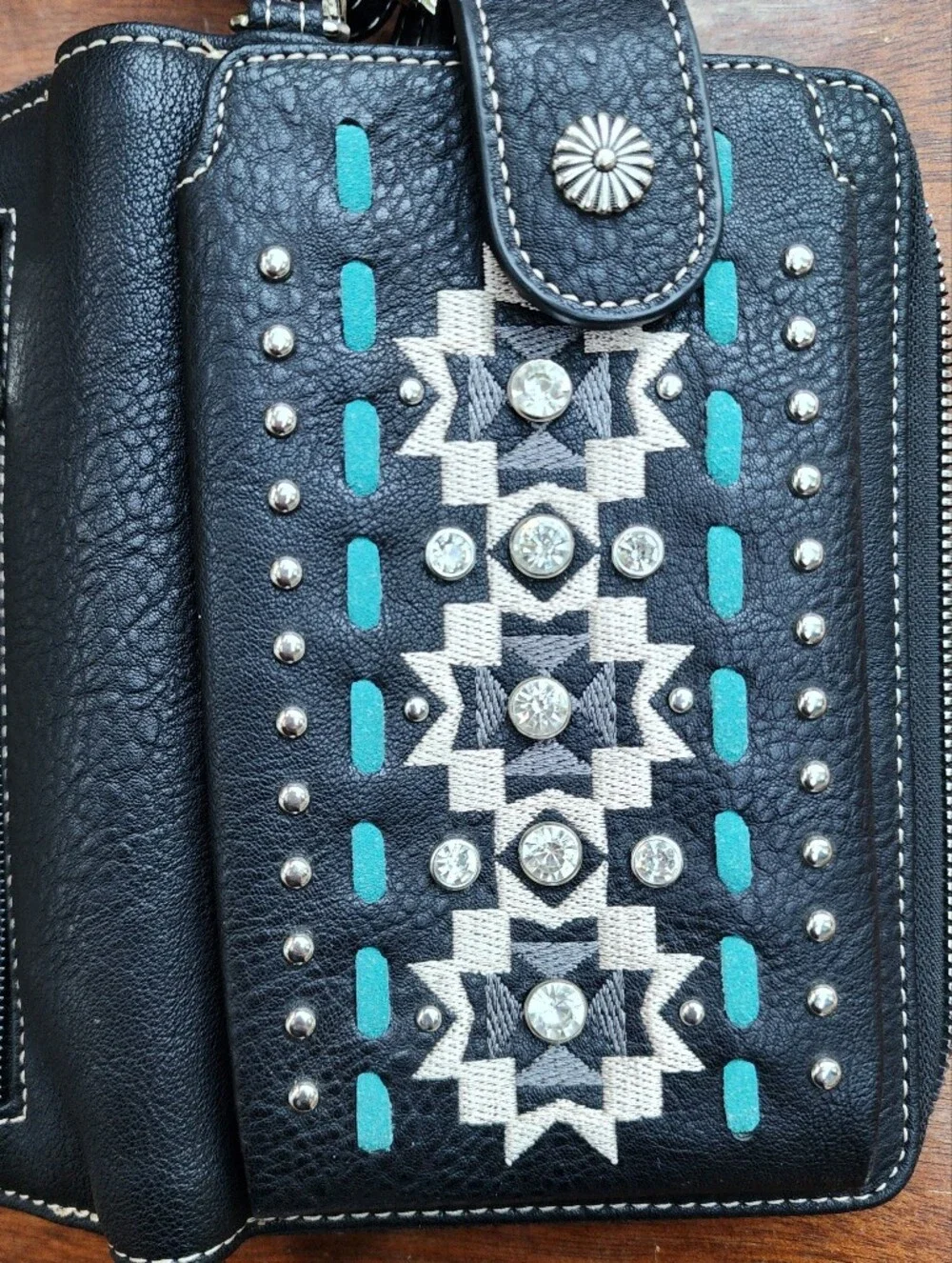 NWOT American Bling Montana West Aztec Embroidered Crossbody Wallet Purse Black